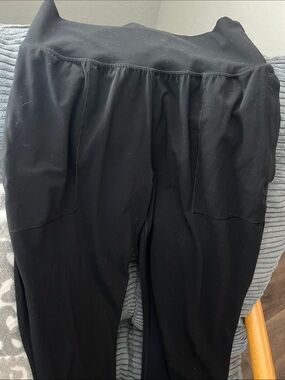 Athleta Black High-Waist Leggings with Front Pockets